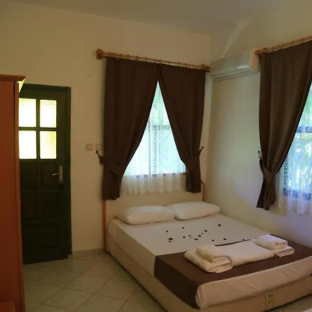 بيت للعطل Tunays Pansiyon *