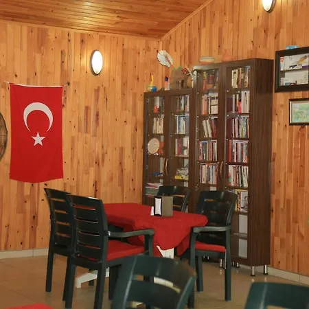 بيت للعطل Tunays Pansiyon