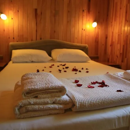 بيت للعطل Tunays Pansiyon