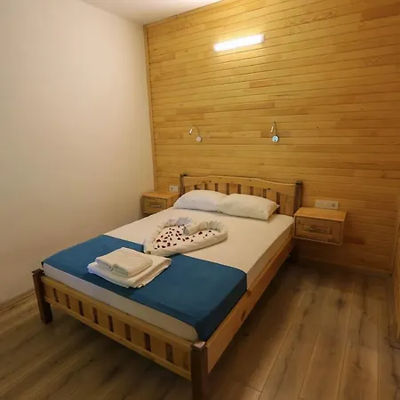 Tunays Pansiyon Çıralı