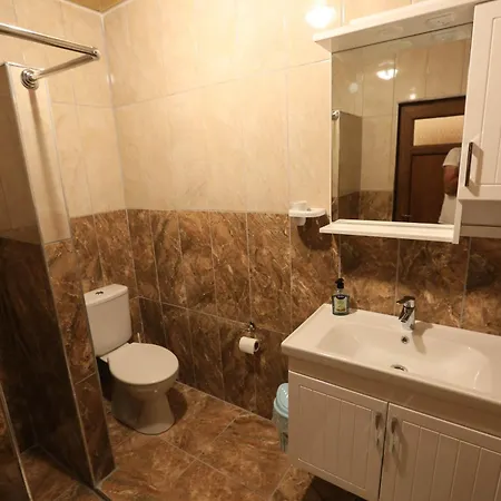 بيت للعطل Tunays Pansiyon *