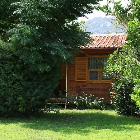 בית נופש Tunays Pansiyon Çıralı