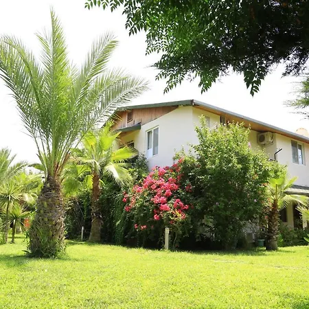 Tunays Pansiyon 3* Çıralı
