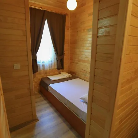 בית נופש Tunays Pansiyon Çıralı