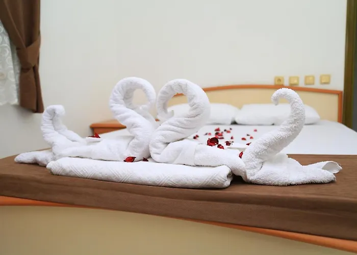 Tunays Pansiyon * Çıralı