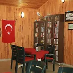 بيت للعطل Tunays Pansiyon