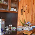 Tunays Pansiyon * Çıralı
